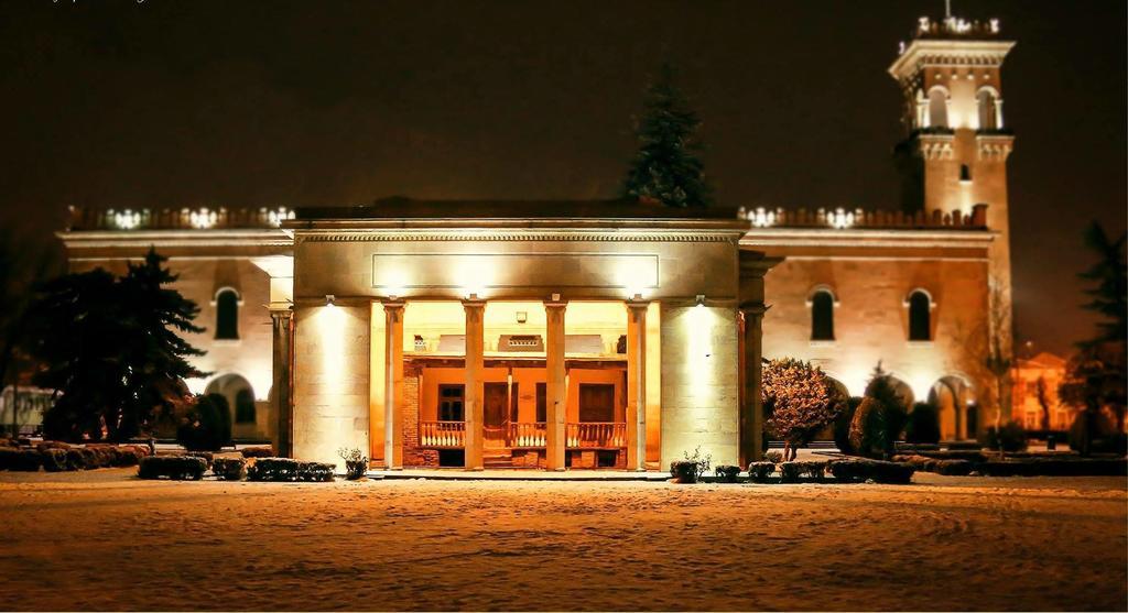 Nitsa Guest House Gori Exteriér fotografie